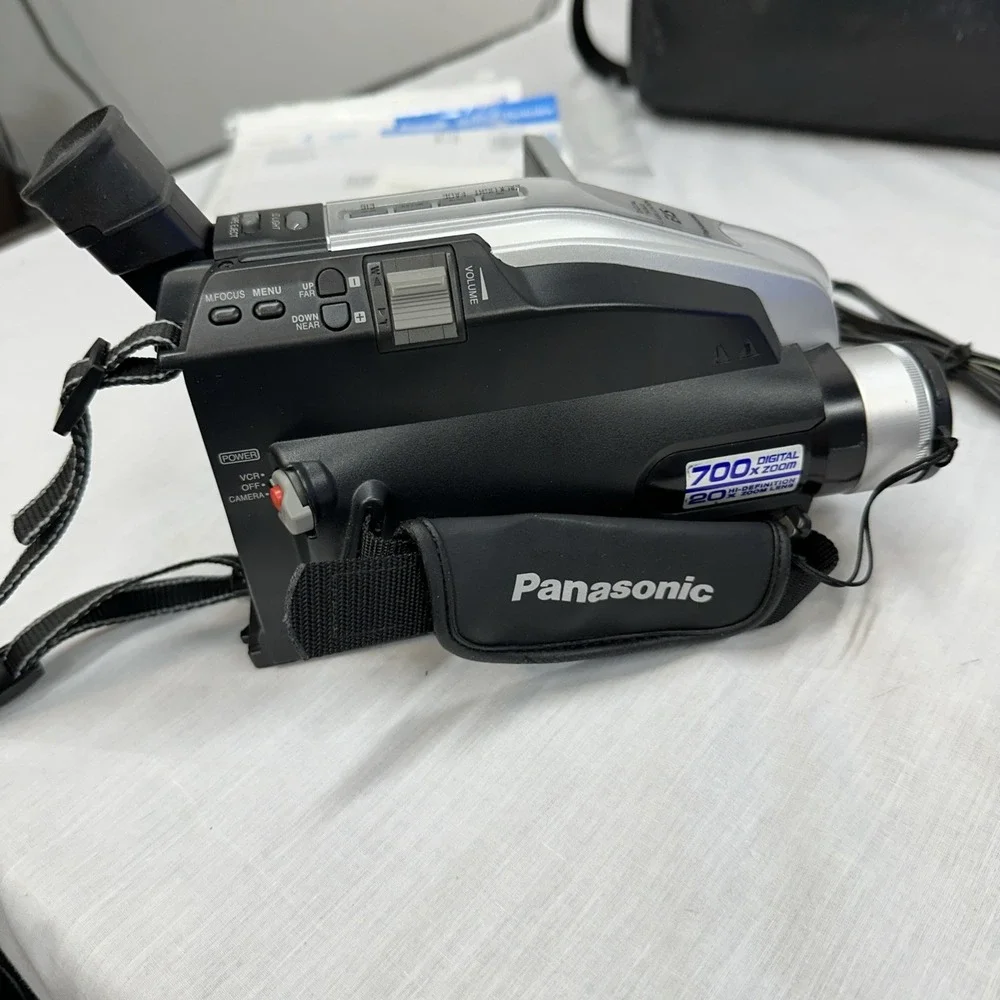 Panasonic PV-L354D VHS-C Camcorder silver EXCELLENT condition (tested) Needs Bat